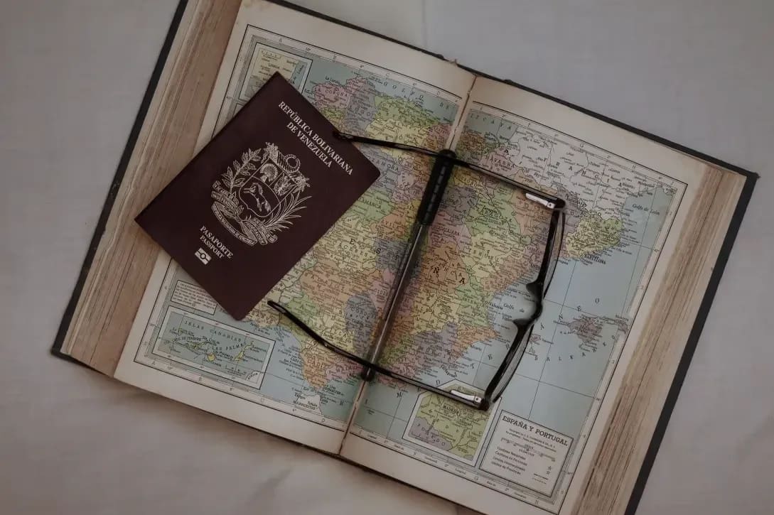 Absolu Voyages 12